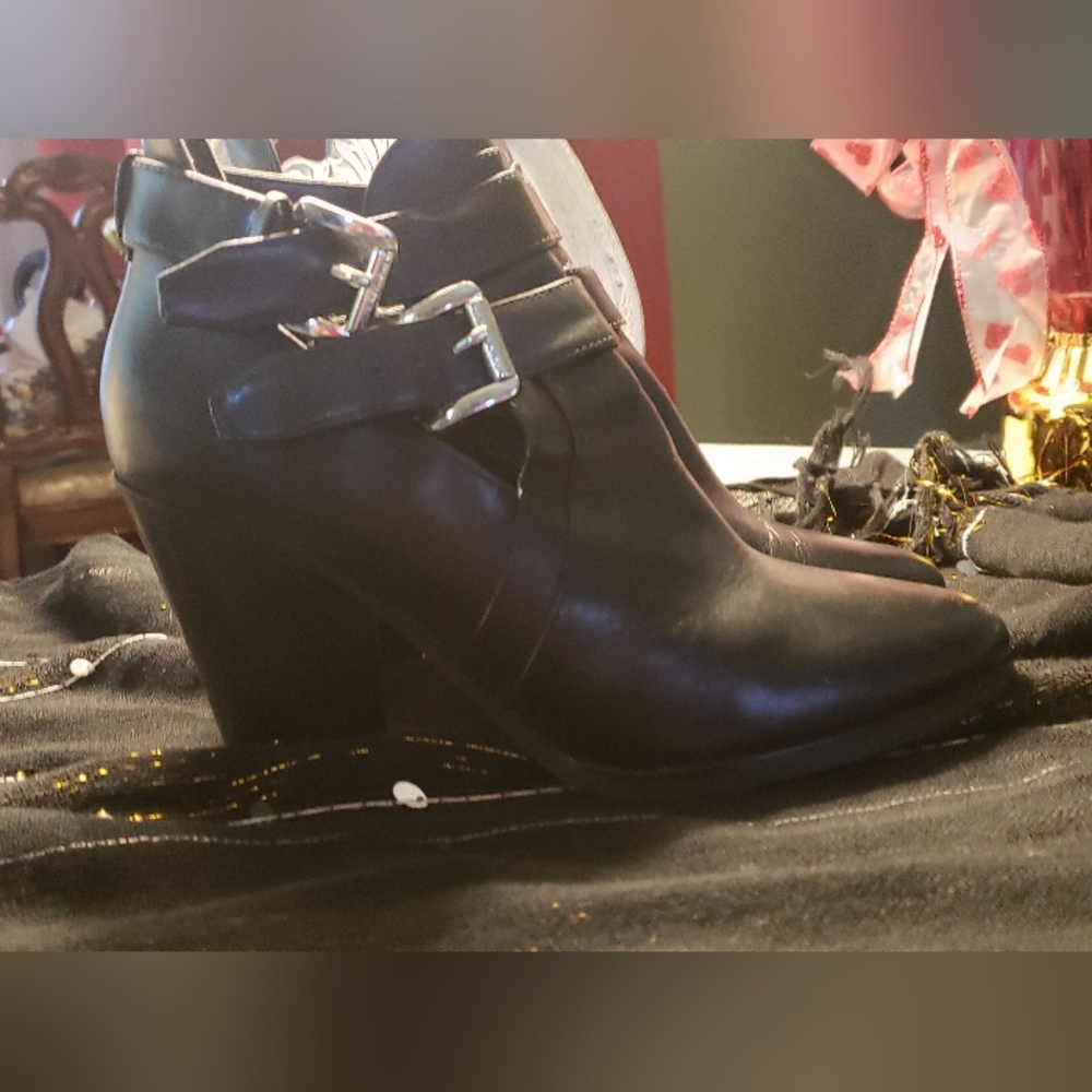 Ankle boots